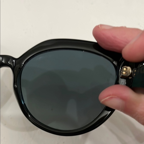 Authentic Dior Black Oversized Cat-Eye Sunglasses - Picture 7 of 7